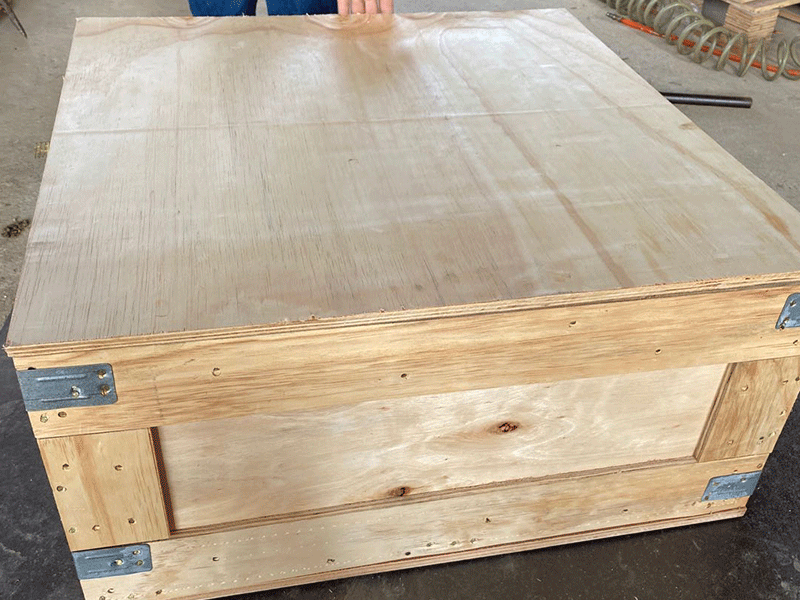 膠合箱，木箱 (4)